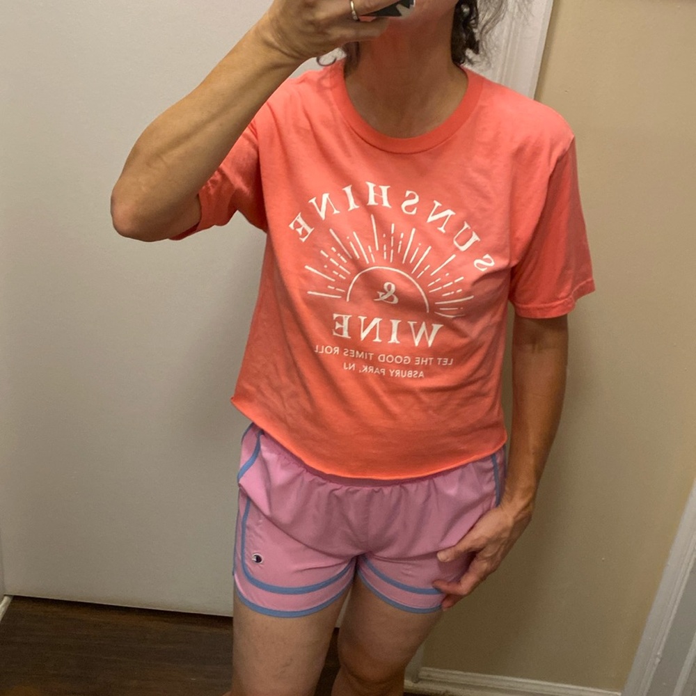 Sunshine & Wine Coral Crop T-Shirt